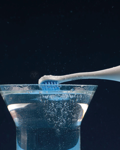 Curaprox Hydrosonic PRO Hydrosonická zubná kefka + príslušenstvo