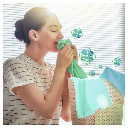 Ariel Lenor Unstoppables Prací prášok