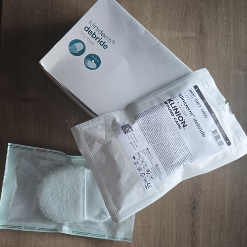 Kliniderm Debride Mechanický odstraňovač nečistôt z rán (14 x 10 cm)